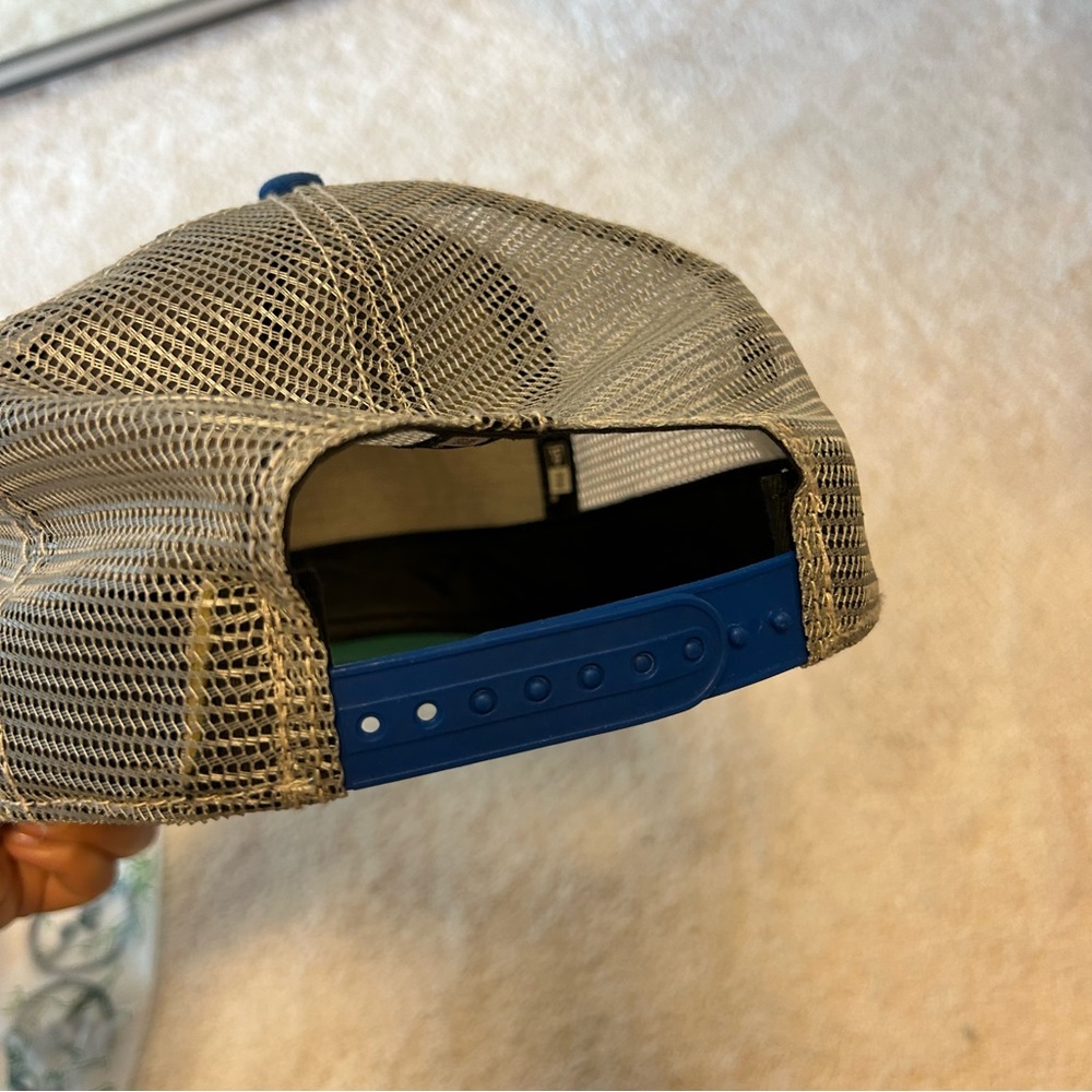 Mens Quiksilver New Era Mesh SnapBack Trucker Hat - Picture 10 of 14